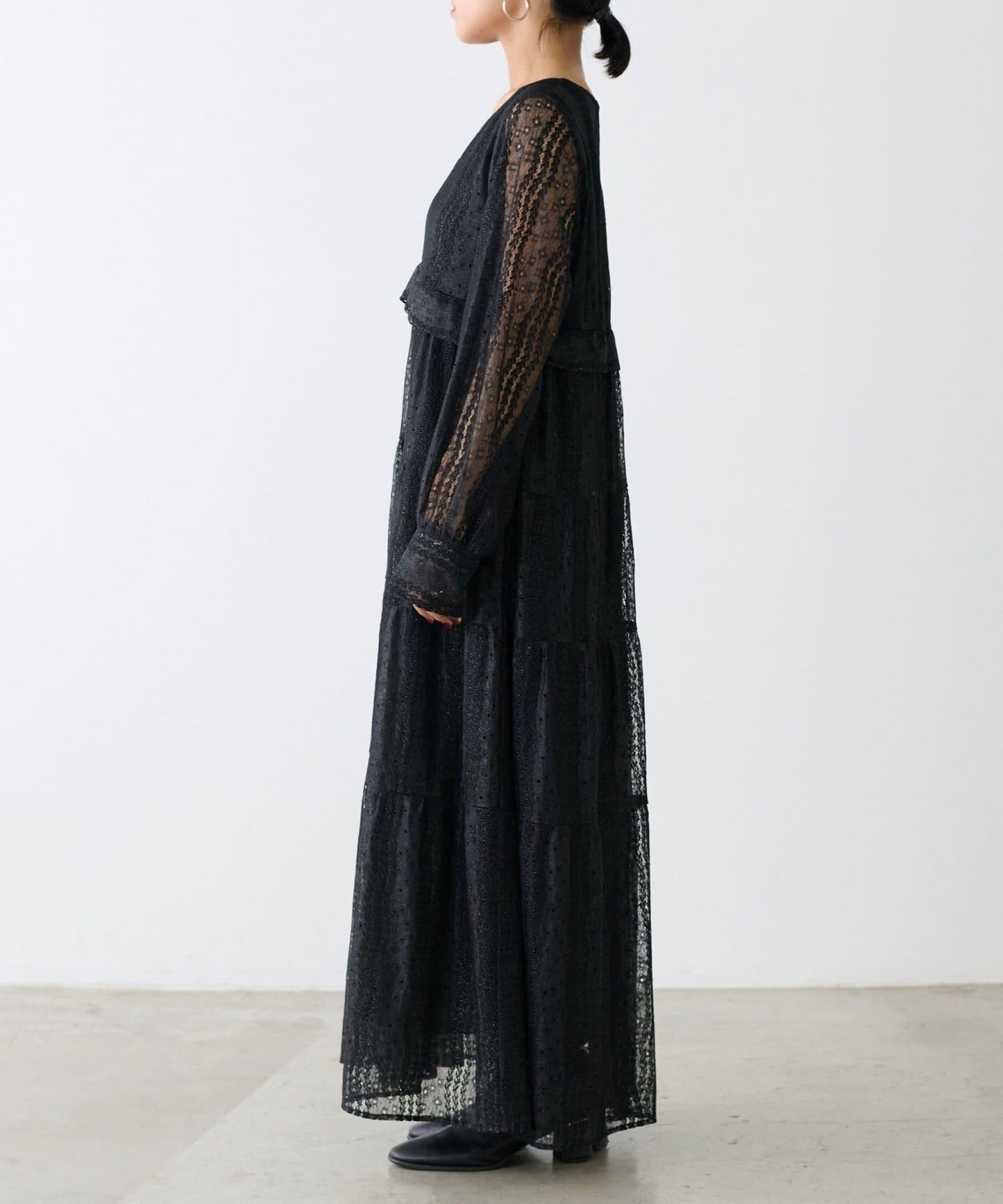 【LARUTA】蕾絲拼接長款連衣裙