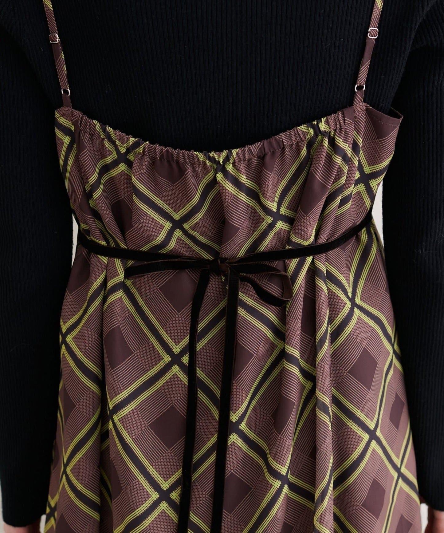 【natural couture】天鵝絨拼接吊帶連衣裙