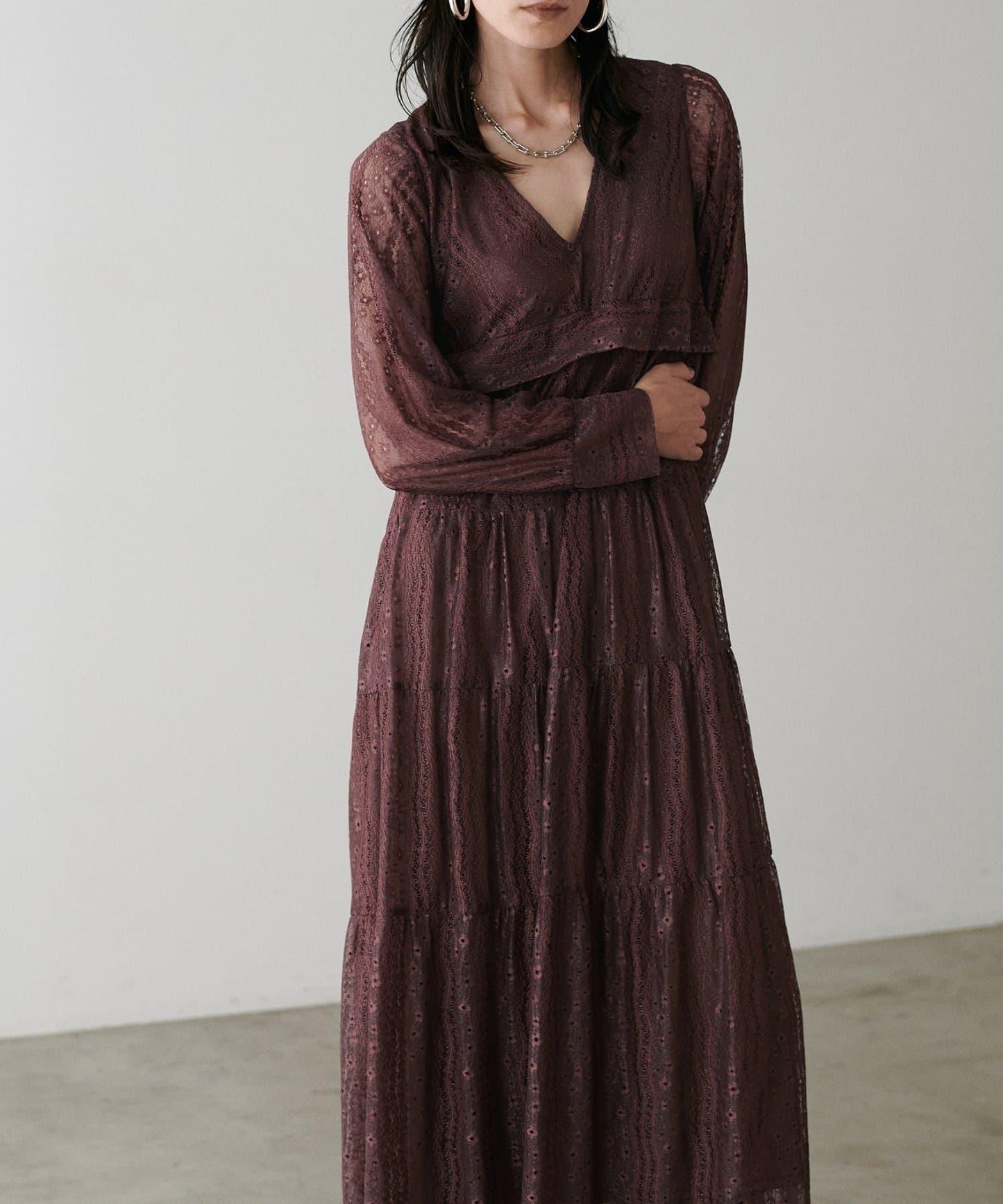 【LARUTA】蕾絲拼接長款連衣裙