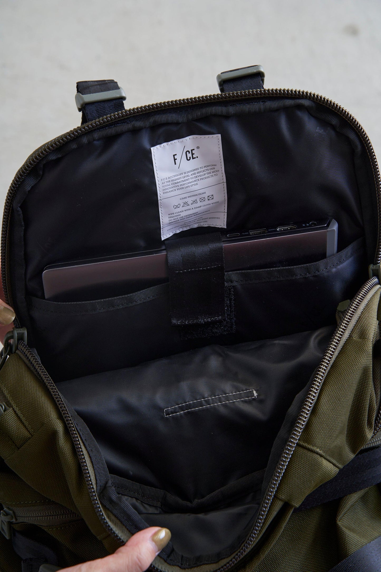 F/CE. 950 DAYPACK 雙肩揹包