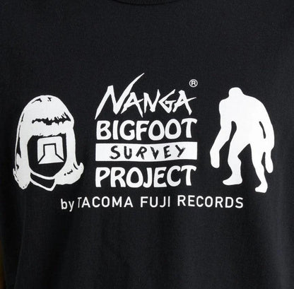 NANGA / NANGA x TACOMA FUJI RECORDS BIGFOOT SURVEY PROJECT LOGO印花短袖T恤