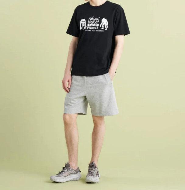 NANGA / NANGA x TACOMA FUJI RECORDS BIGFOOT SURVEY PROJECT LOGO印花短袖T恤