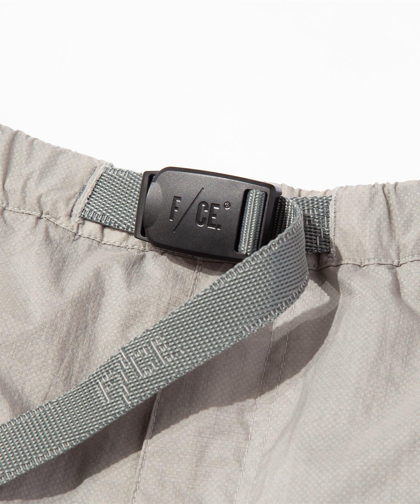 F/CE. 2.5 LAYER FEATURE 拉鍊休閒短褲