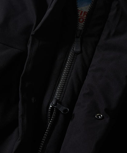 特別寬鬆版型拼接短款羽絨服