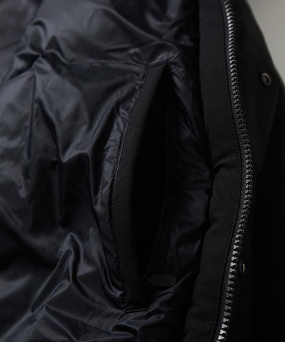 特別寬鬆版型拼接短款羽絨服