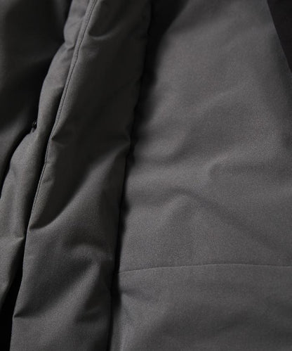 特別寬鬆版型拼接短款羽絨服