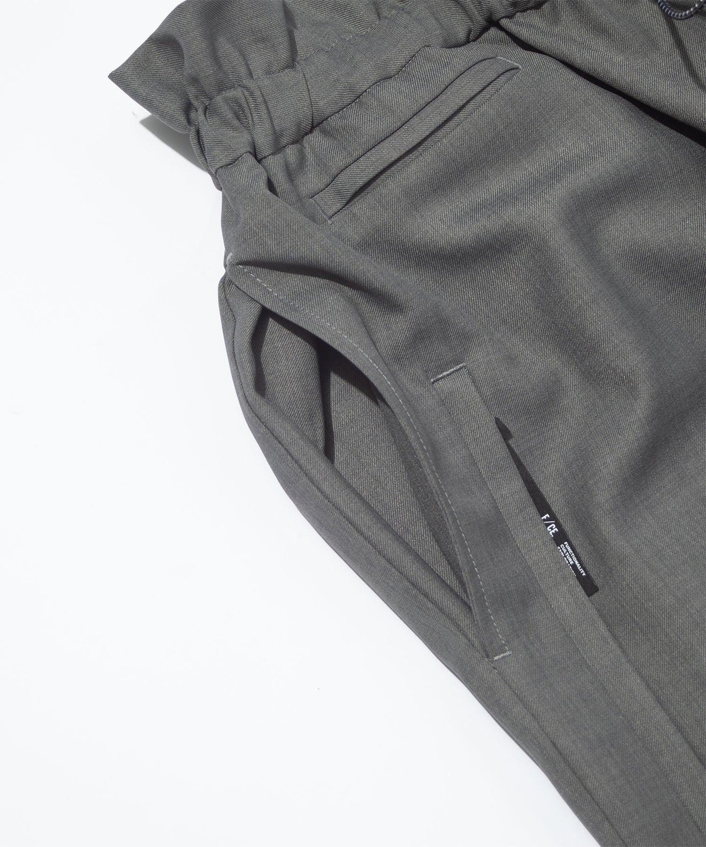 F/CE. TWISTWOOL 闊腿西裝褲