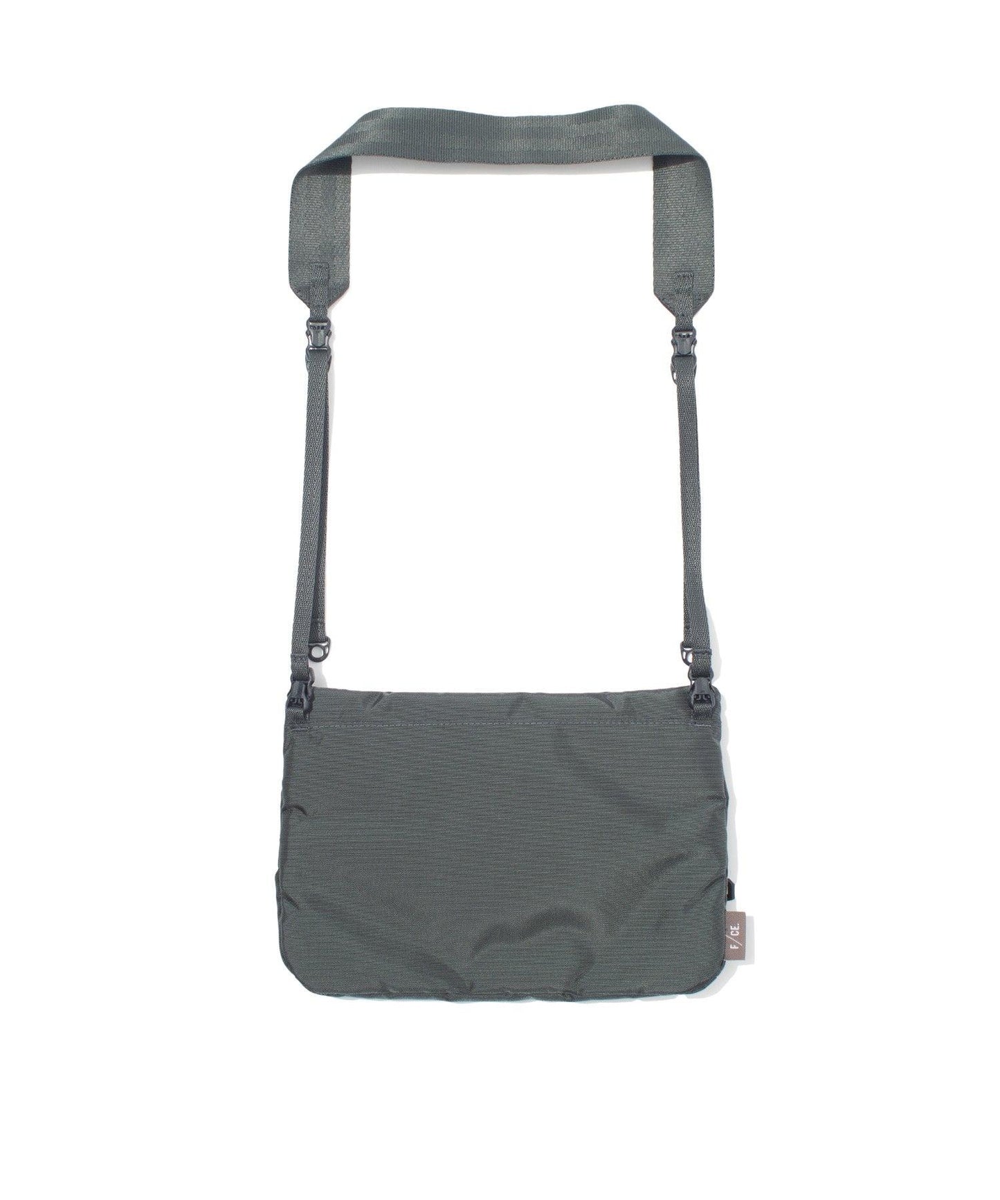 F/CE. 420 re/cor 輕便斜挎包