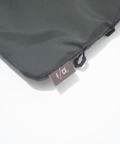 F/CE. 420 re/cor 輕便斜挎包