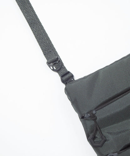 F/CE. 420 re/cor 輕便斜挎包