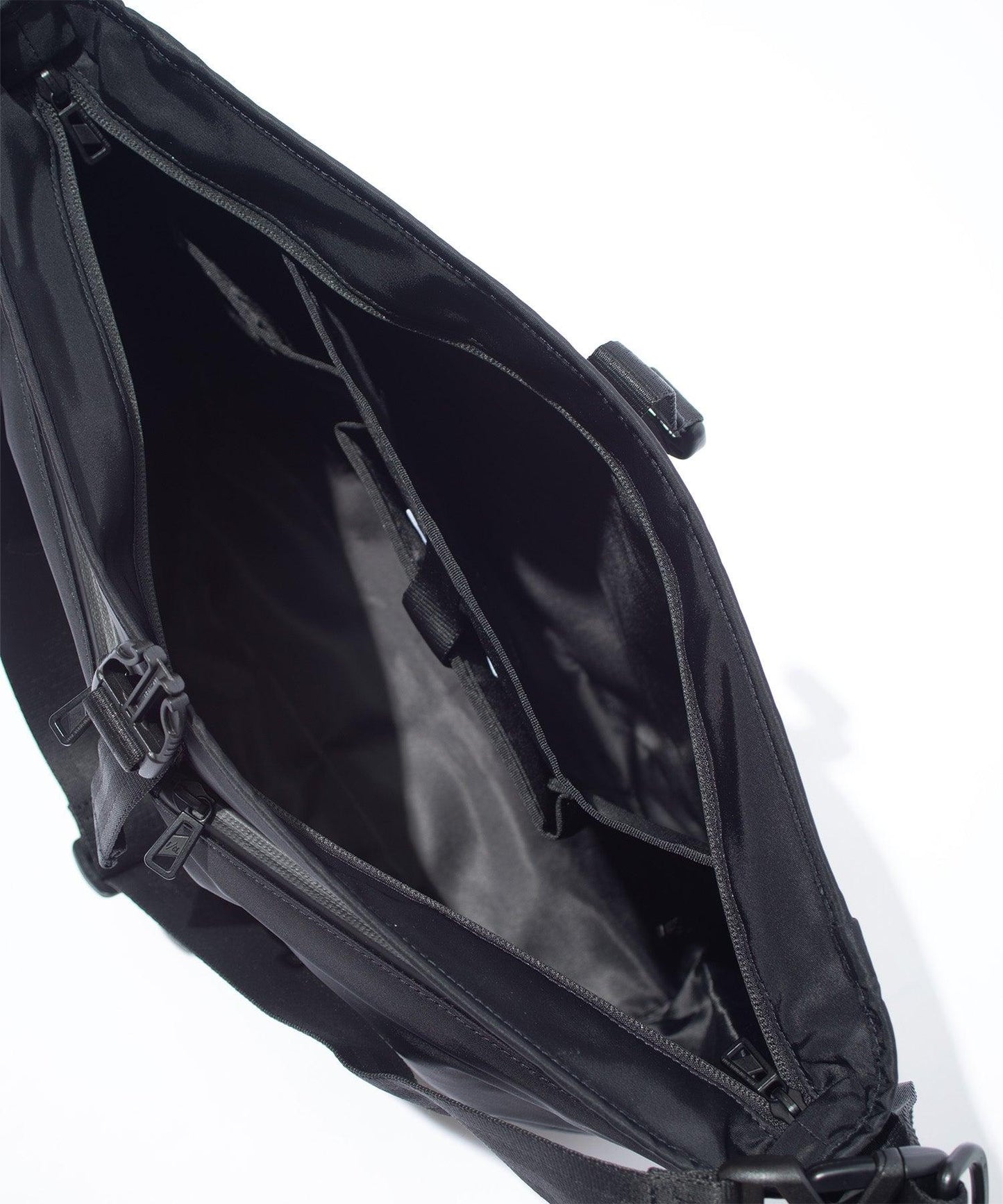 F/CE. RECYCLE TWILL COURIER SHOULDER 再生斜紋布 信使單肩包