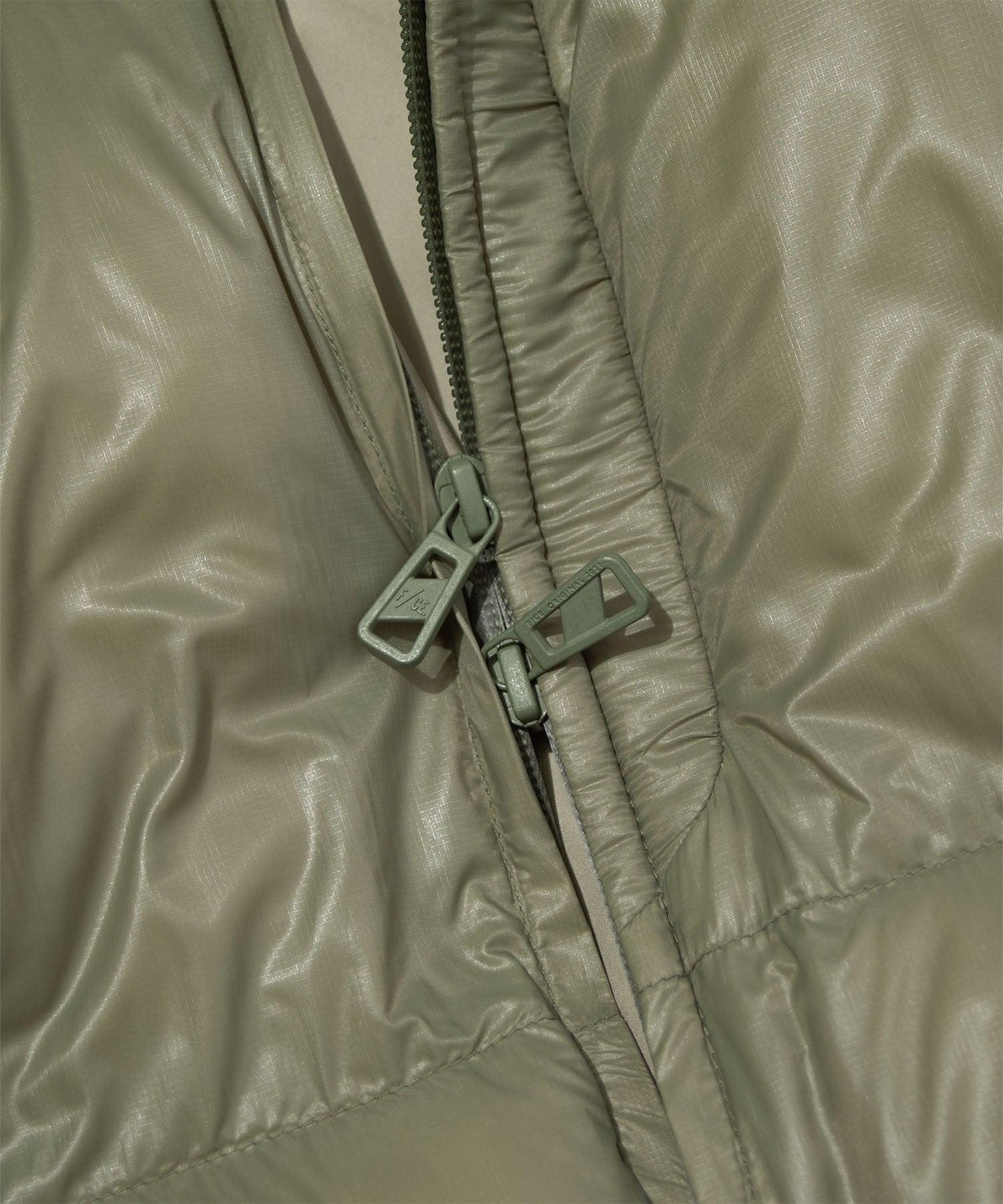 F/CE. PERTEX輕量棉服連帽外套