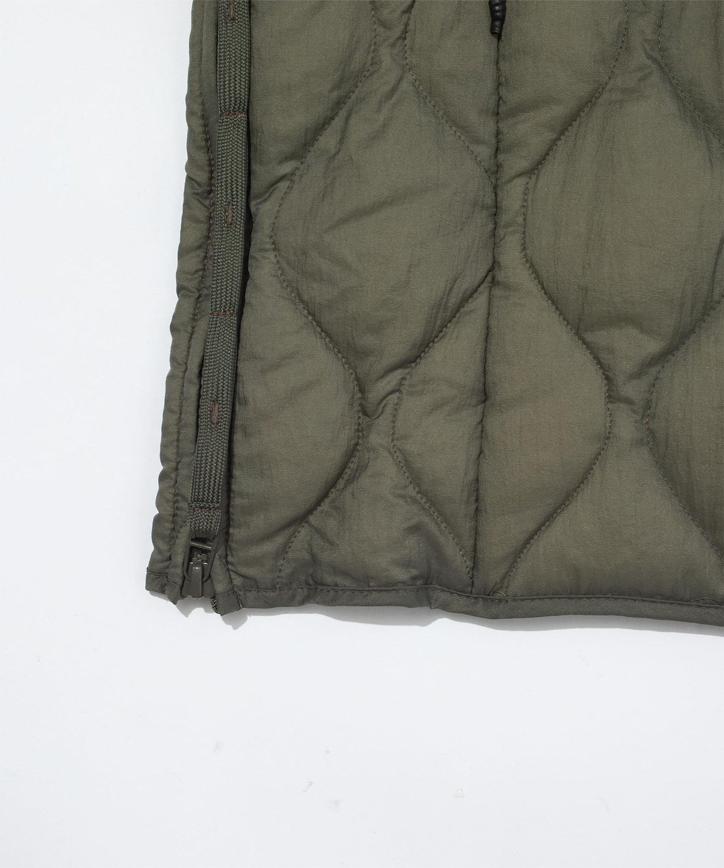 F/CE. 25-TAION BF/CE. 可收納內膽羽絨夾克