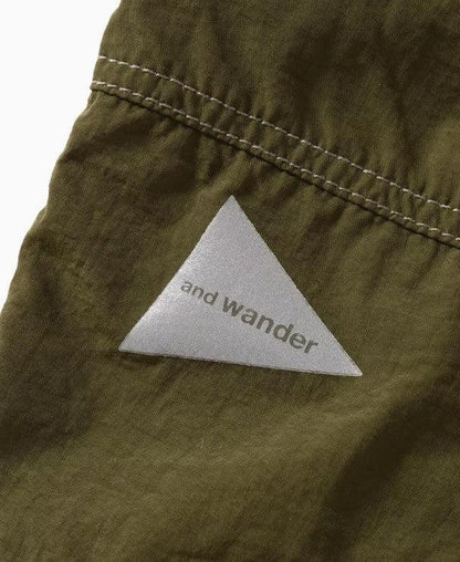 and wander Ny taffeta hiker short pants