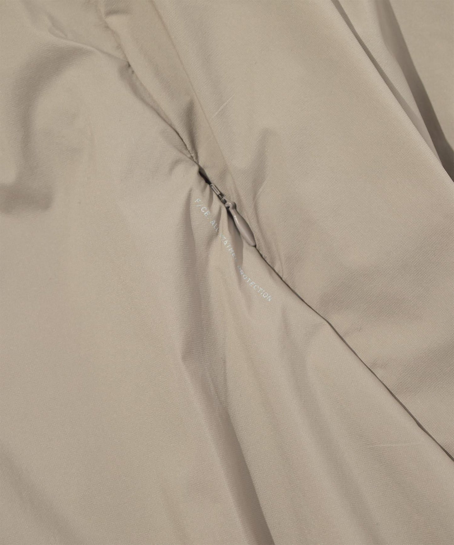 F/CE. WATERPROOF STOWABLE JACKET 防水可收納夾克