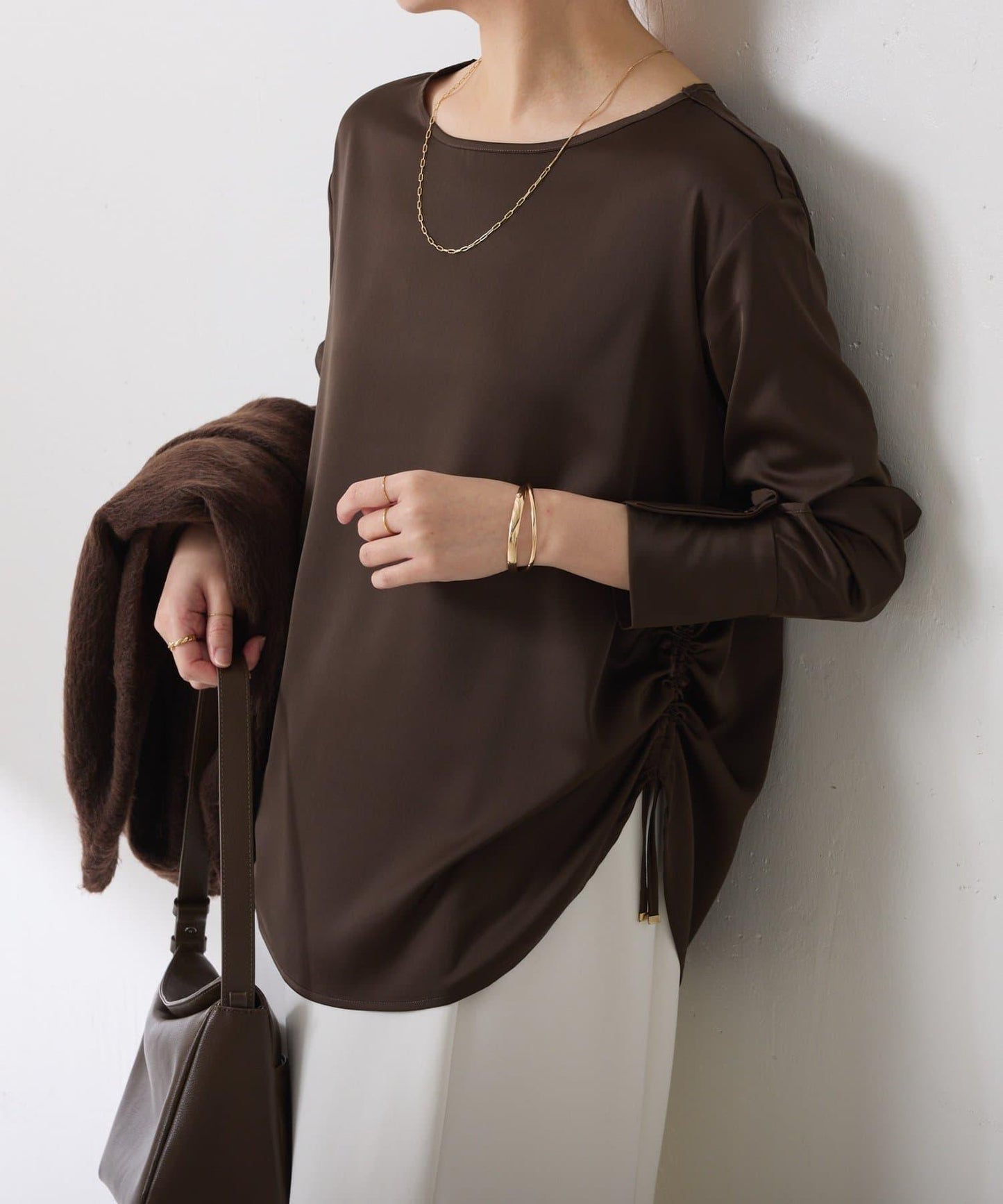 【必買襯衫】緞面側抽繩T恤襯衫/禮服