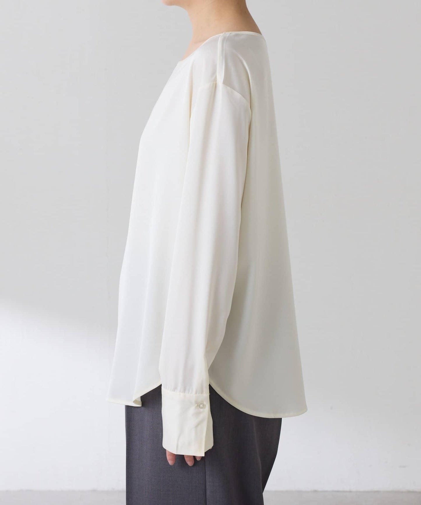 【必買襯衫】緞面側抽繩T恤襯衫/禮服