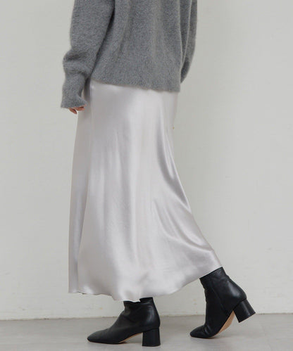 【近日開始】ACE斜裁半身裙