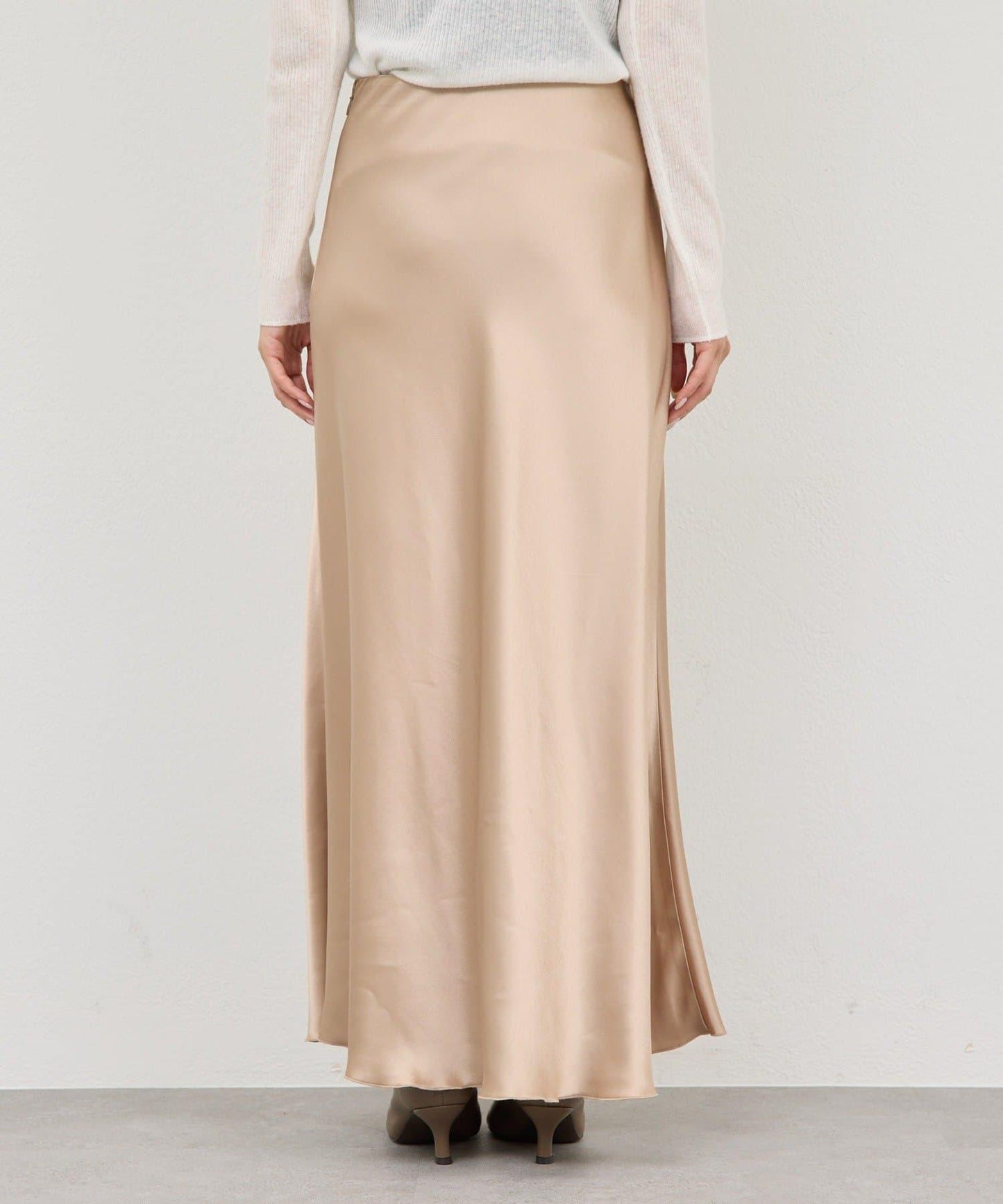 【近日開始】ACE斜裁半身裙