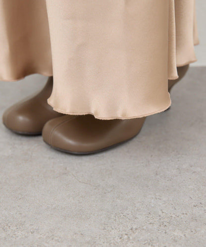 【近日開始】ACE斜裁半身裙