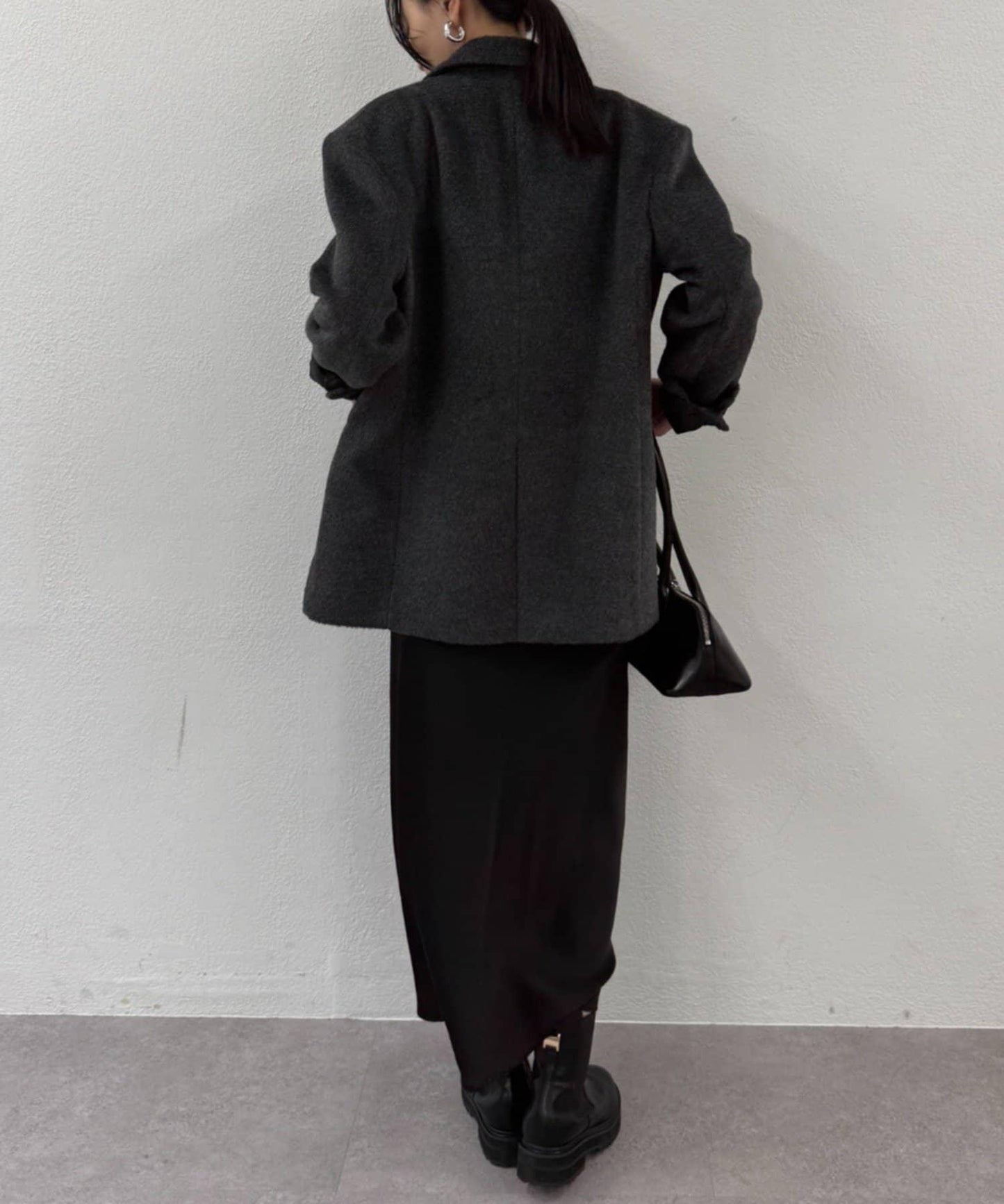 蕾絲吊帶連衣裙