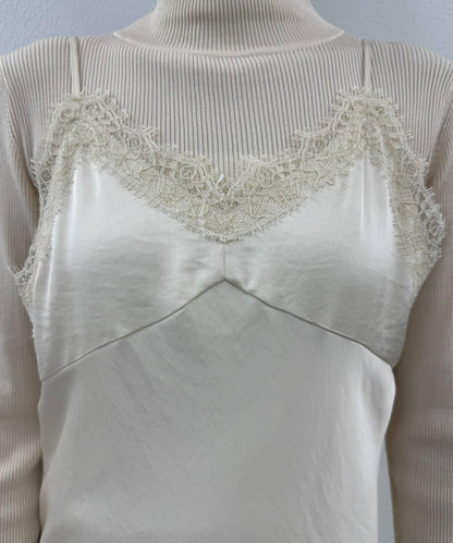 蕾絲吊帶連衣裙