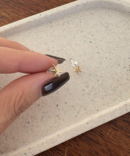 〈GOLDY/ゴールディ〉星塵耳釘