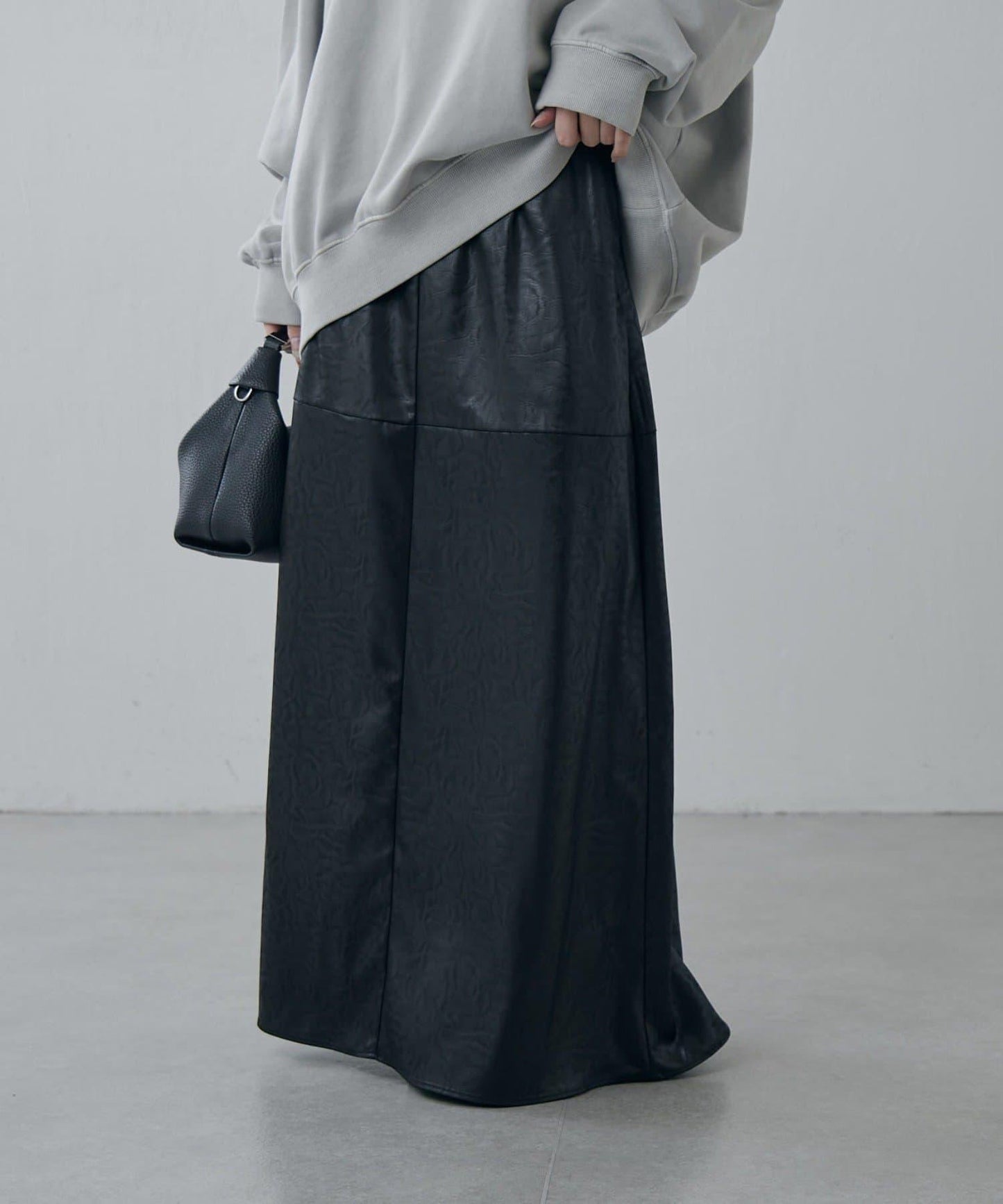 緞面仿皮半身裙