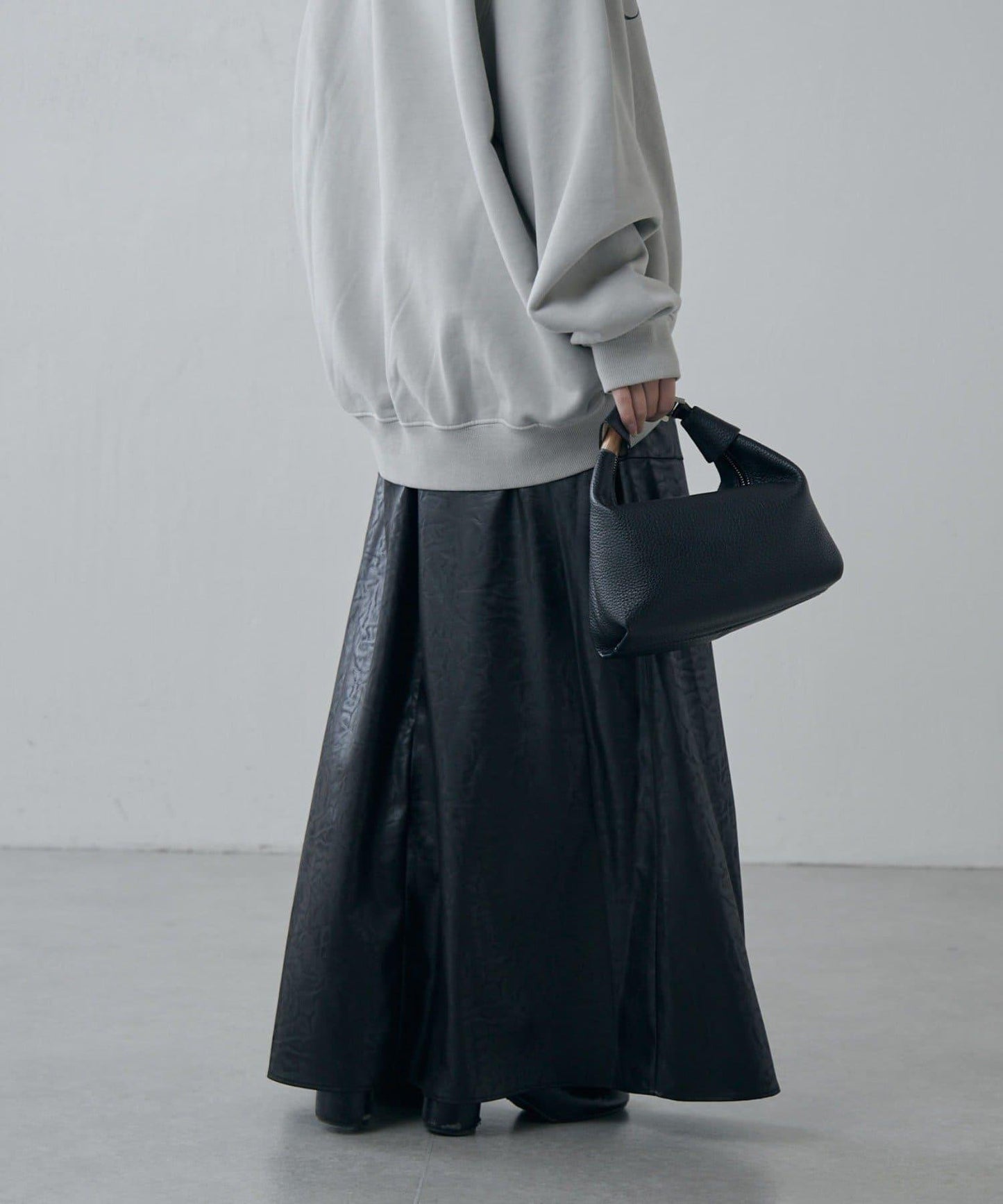 緞面仿皮半身裙