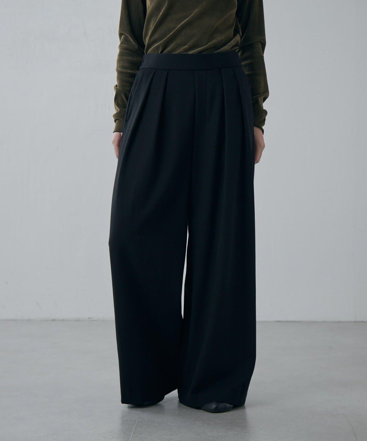 軟法蘭絨2WAY褶皺寬腿褲