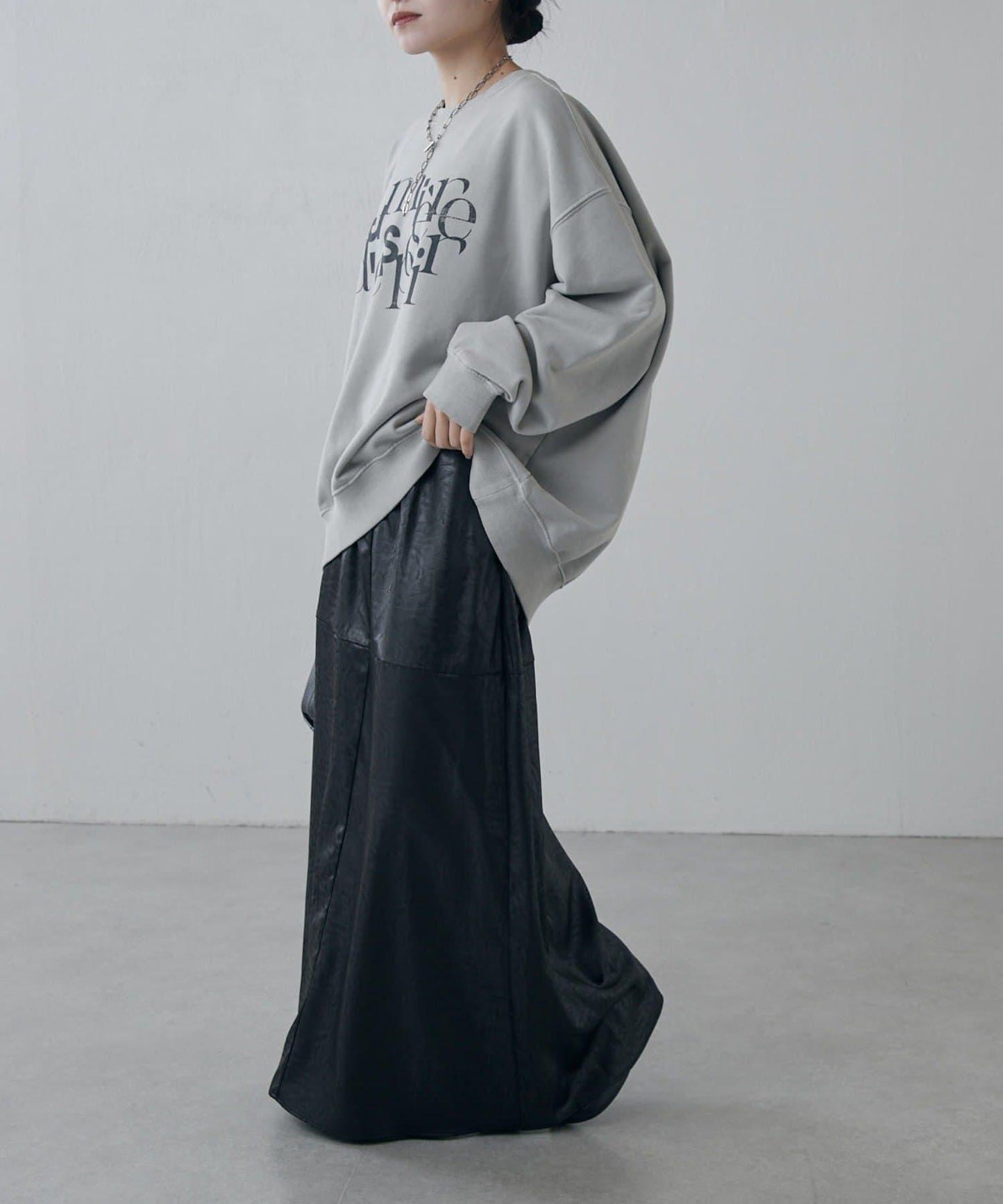 緞面仿皮半身裙