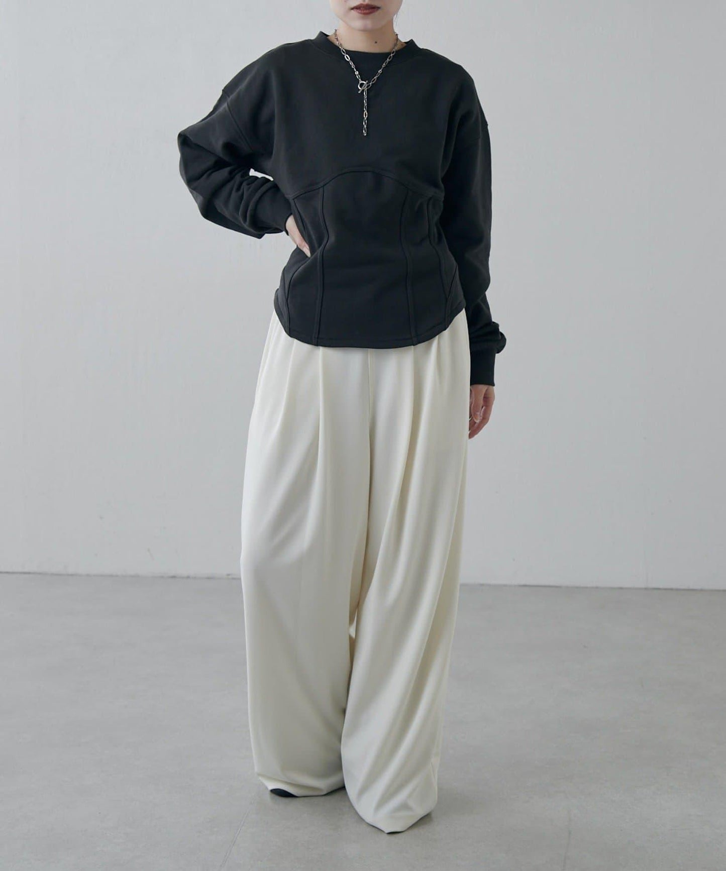 束身衣風格衛衣套頭衫