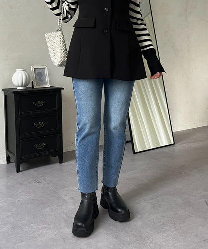 【MOMO】內層微絨彈力錐形牛仔褲