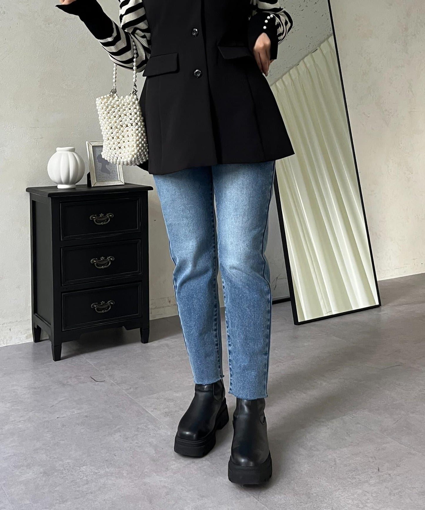 【MOMO】內層微絨彈力錐形牛仔褲