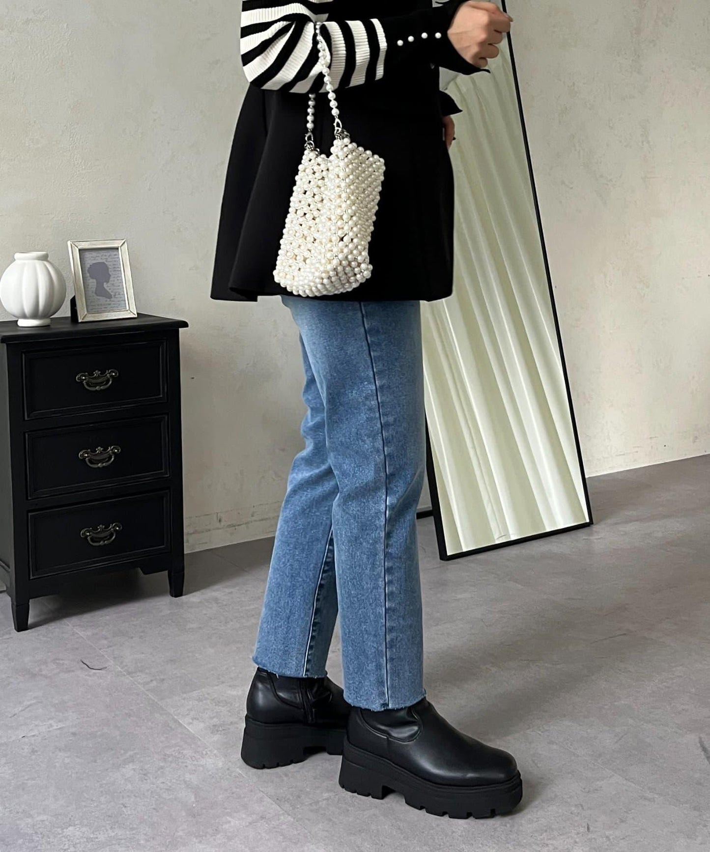 【MOMO】內層微絨彈力錐形牛仔褲