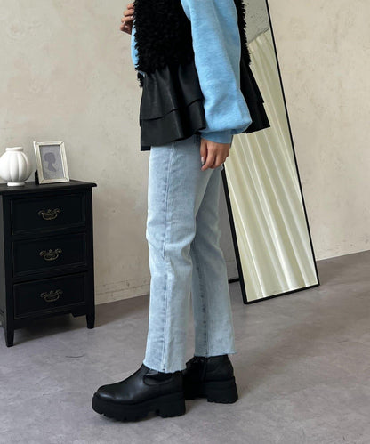 【MOMO】內層微絨彈力錐形牛仔褲