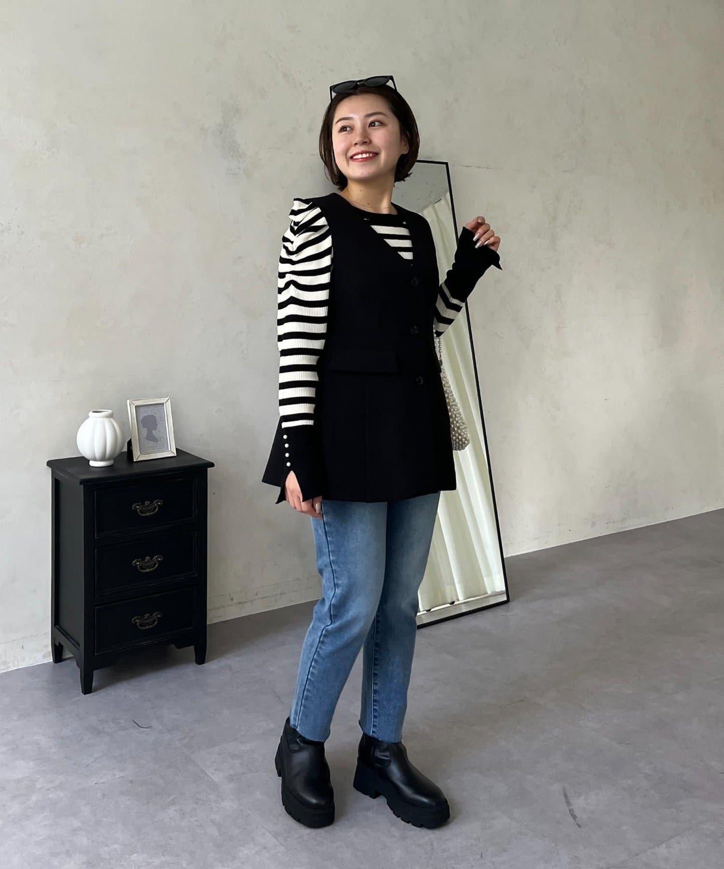 【MOMO】內層微絨彈力錐形牛仔褲