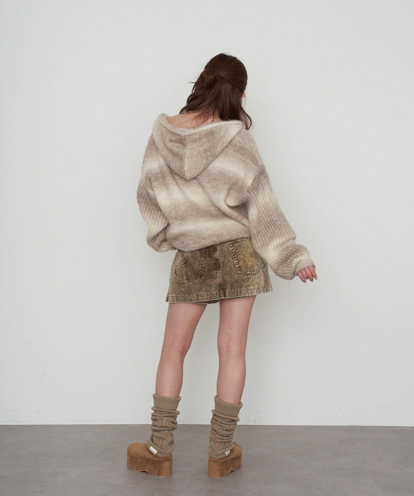 燈芯絨水洗微型短褲