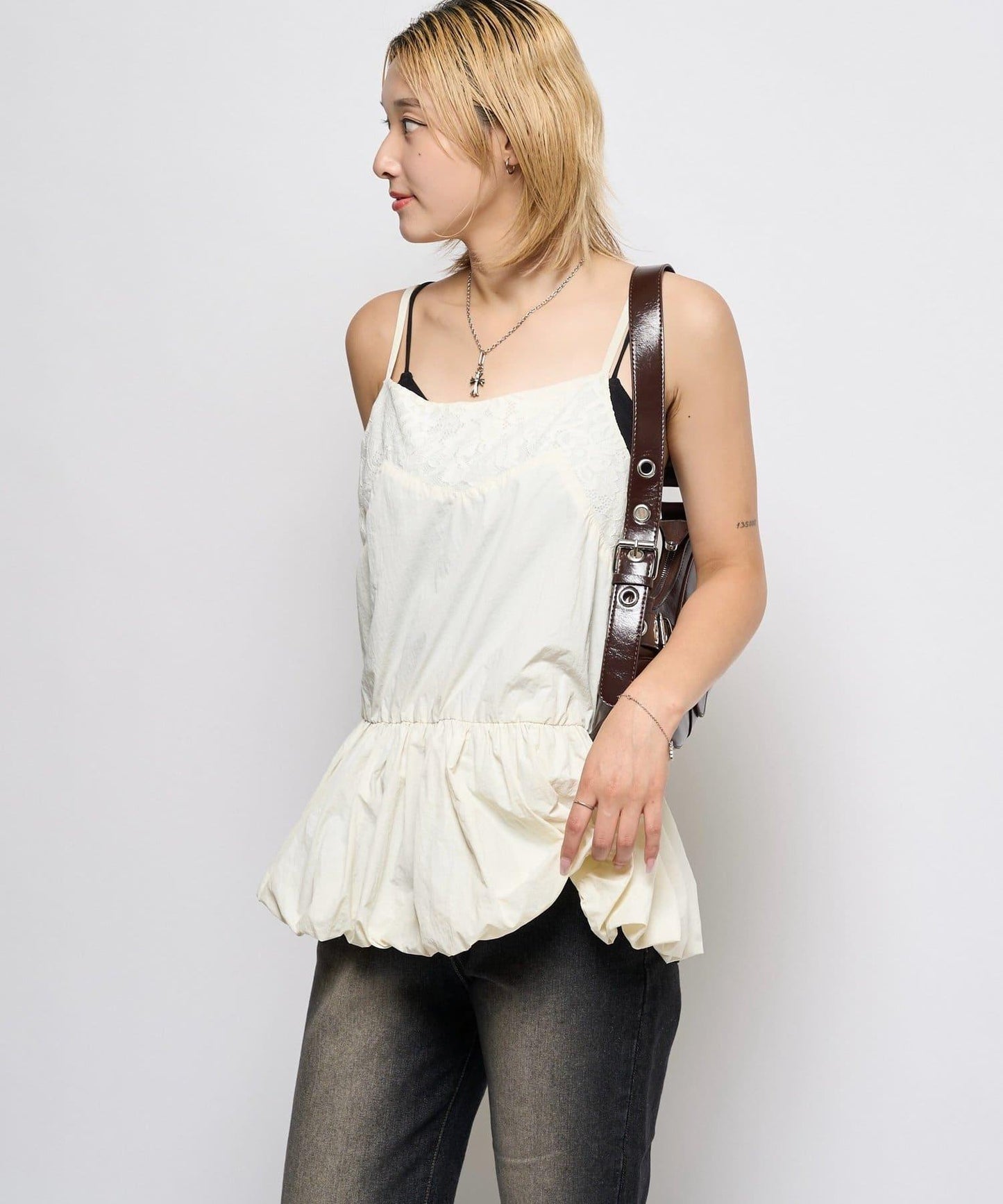 尼龍泡泡連衣裙