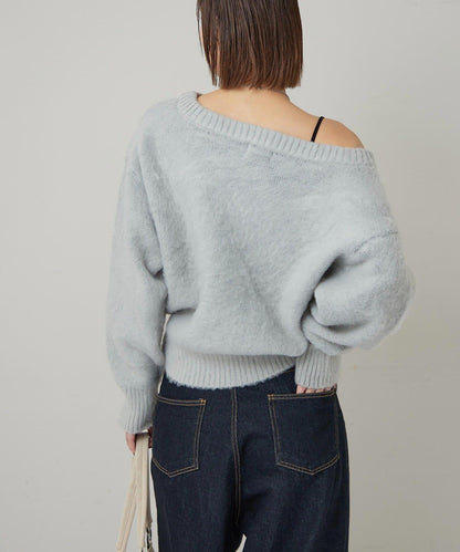 KY仿馬海毛一字肩針織衫