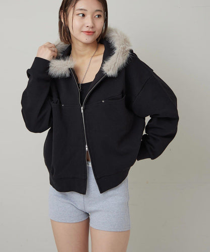 斜插口袋毛絨連帽衫