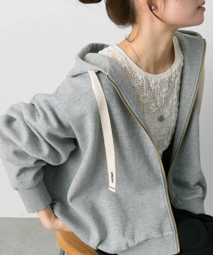 順滑粘合側邊拉鍊連帽衛衣