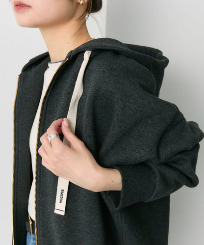 順滑粘合側邊拉鍊連帽衛衣