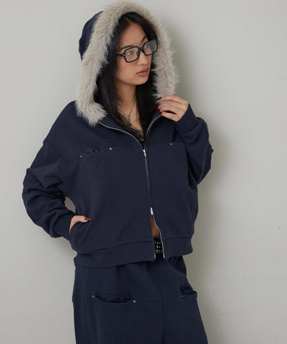 斜插口袋毛絨連帽衫