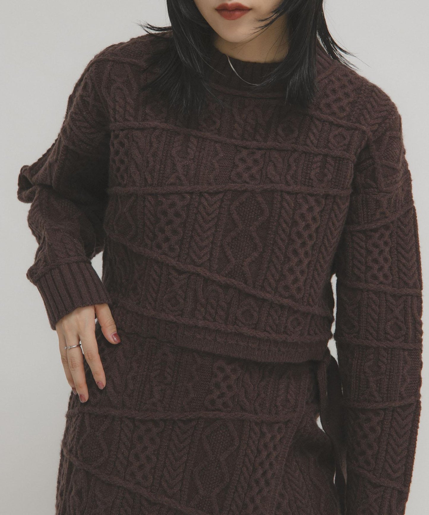 MIX拼色短款針織衫