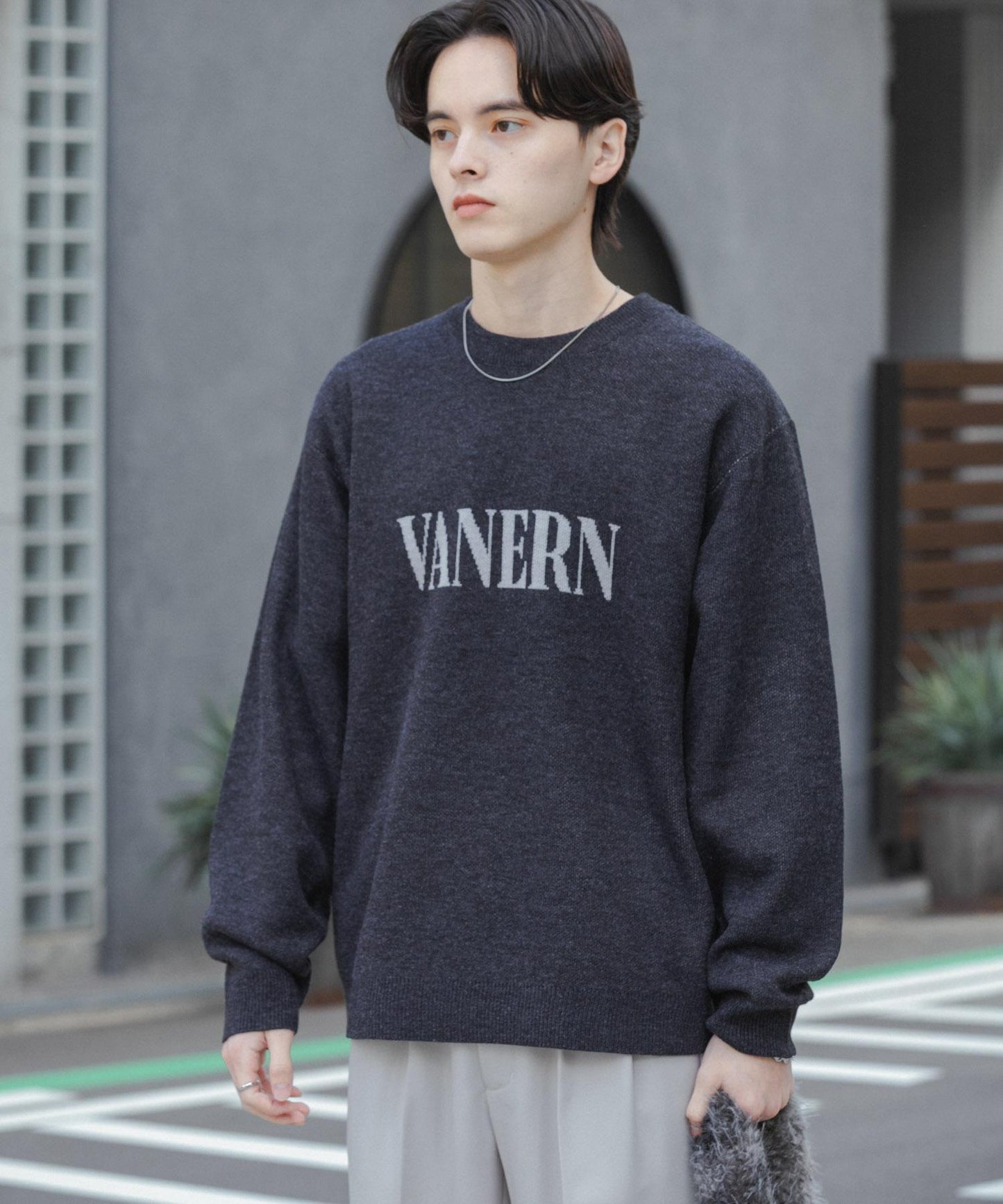 標誌圖案圓領針織衫