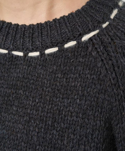 手工縫製圓領套頭衫