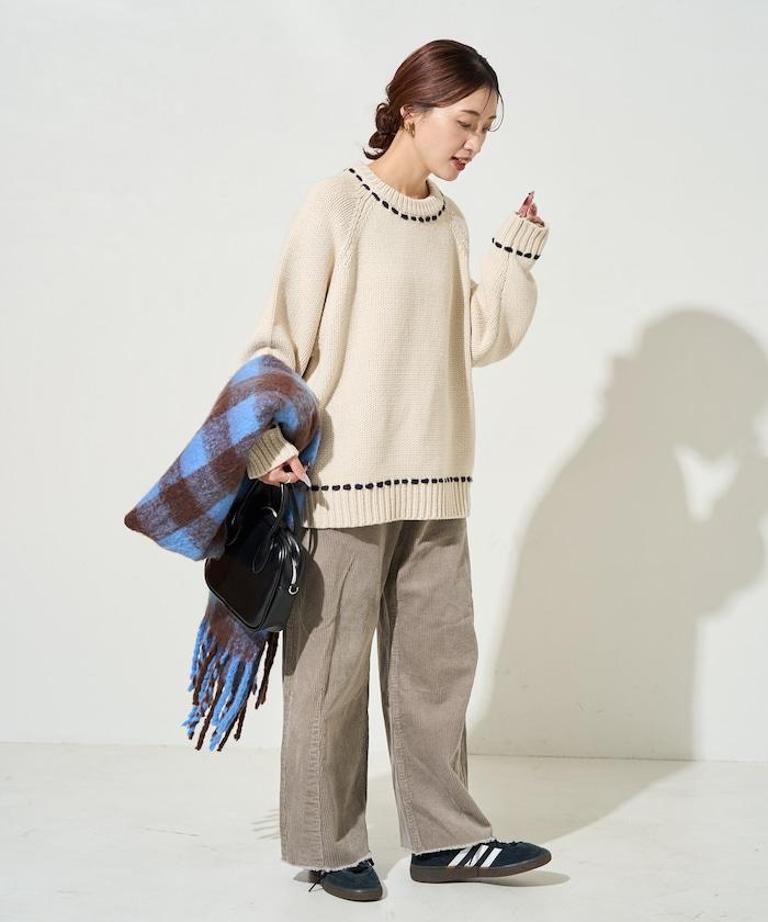 手工縫製圓領套頭衫