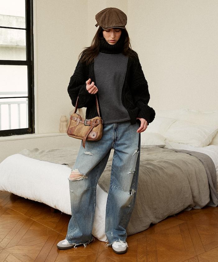 異材質拼接高領針織衫