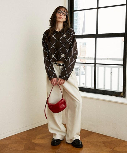 線條鑽石＆花卉刺繡短款開衫